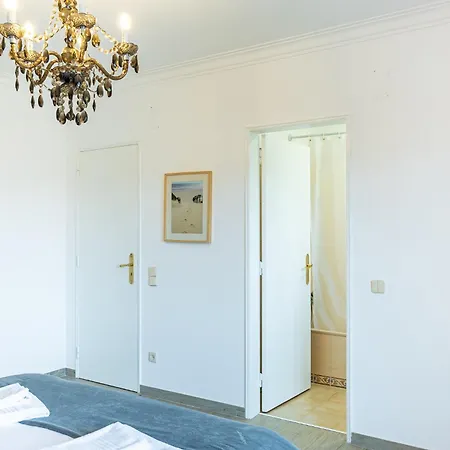 Mosca - 4 Bedrooms & Bbq, بيت للعطل