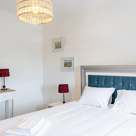 Mosca - 4 Bedrooms & Bbq, * Santa Cruz (Oeste)