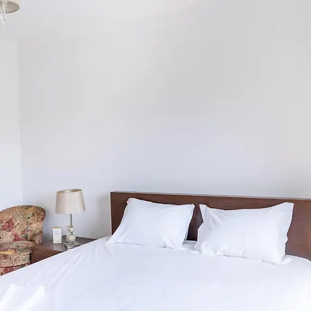 Mosca - 4 Bedrooms & Bbq, Hébergement de vacances Santa Cruz (Oeste)