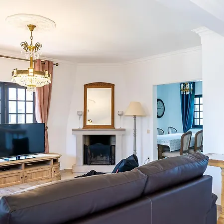Hébergement de vacances Mosca - 4 Bedrooms & Bbq, *
